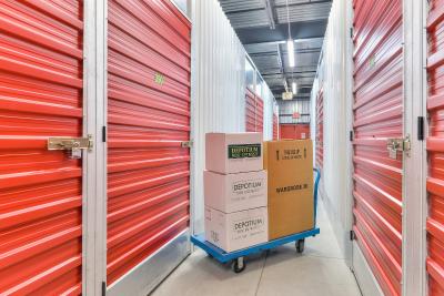 Storage Units at Depotium Mini Entrepot - Candiac - 2 Rue Radisson, Candiac, QC